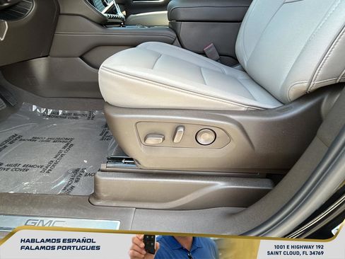 New 2026 GMC Yukon XL Elevation w/ LPO, Elevation Black Package AWD/4WD image 13