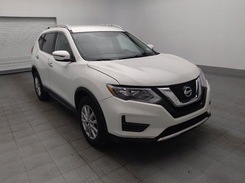 Used 2017 Nissan Rogue SV AWD/4WD image 13