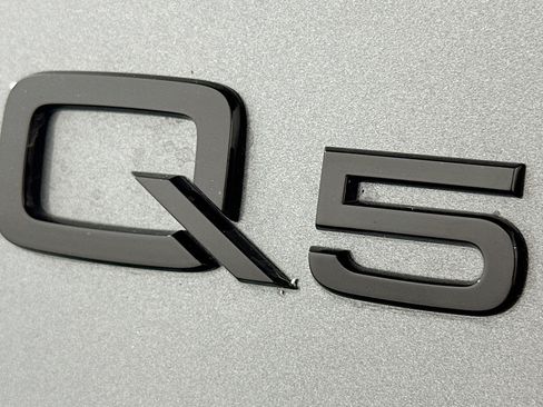 Used 2023 Audi Q5 2.0T Premium Plus w/ Premium Plus Package AWD/4WD image 10