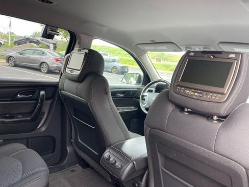 Used 2016 GMC Acadia SLE AWD/4WD image 14