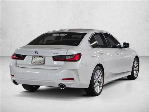Certified 2025 BMW 330i Sedan w/ Convenience Package image 5