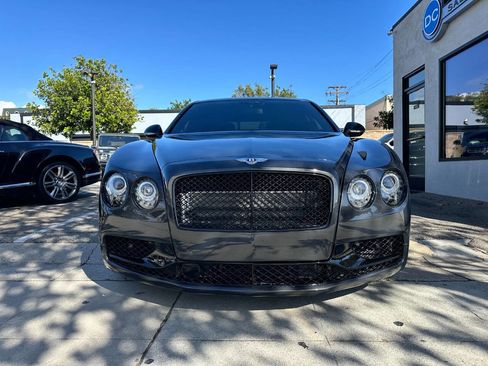 Used 2018 Bentley Flying Spur S V8 image 3