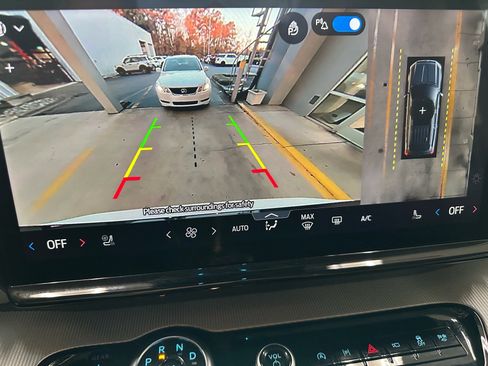 Certified 2025 Ford Expedition Active image 49