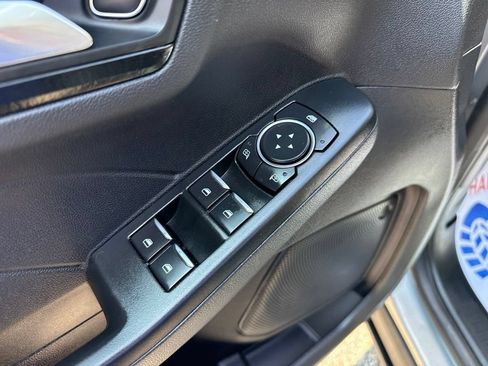 Used 2022 Ford Escape SEL w/ SEL Stealth AWD Package image 9