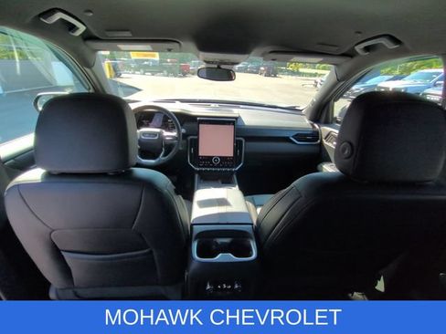 Used 2024 GMC Acadia AT4 w/ Luxury Package AWD/4WD image 21