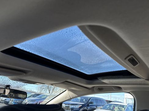 Used 2017 Honda Fit EX-L image 16