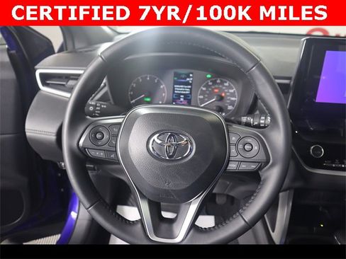 Used 2025 Toyota Corolla Cross AWD Hybrid w/ Moonroof Package image 19