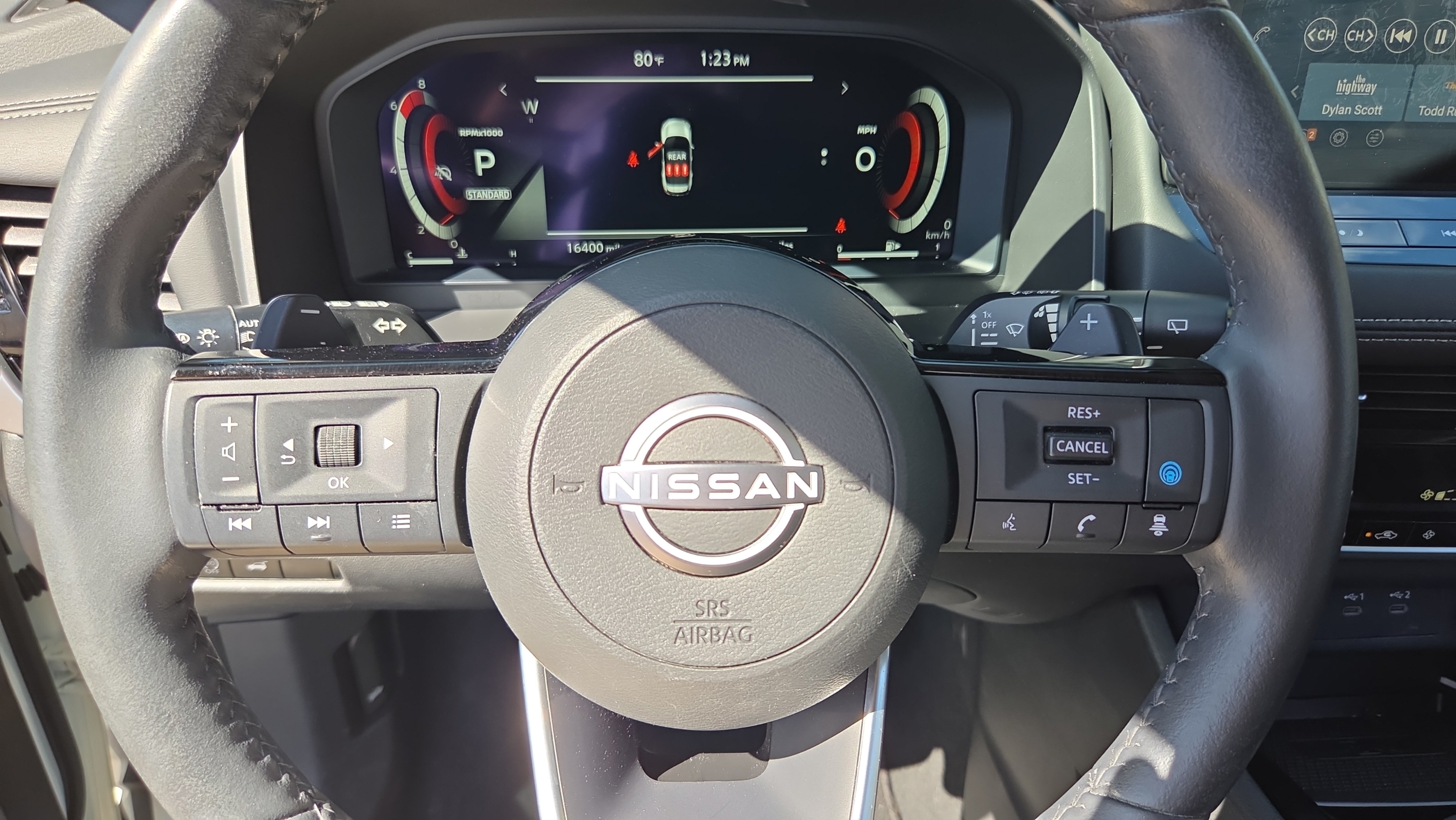 Used 2024 Nissan Rogue SL FWD image 28