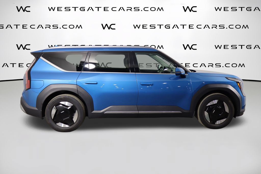 Used 2024 Kia EV9 Wind AWD/4WD image 47