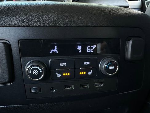 Used 2018 GMC Yukon XL Denali w/ Denali Ultimate Package image 38