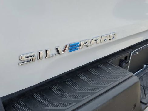 New 2026 Chevrolet Silverado EV LT w/ Plus Package AWD/4WD image 28
