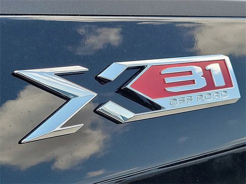 New 2026 GMC Sierra 1500 Pro w/ Pro Value Package image 9