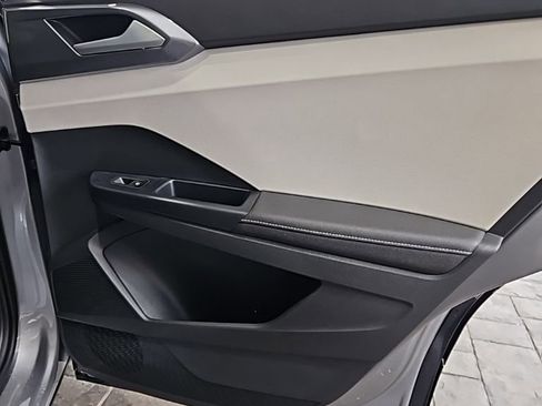 New 2026 Volkswagen Taos SEL AWD/4WD image 15
