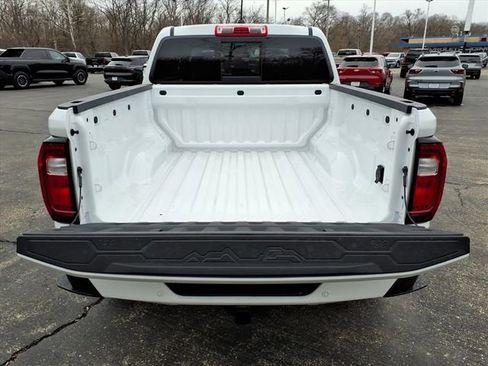 New 2026 GMC Canyon Elevation w/ Convenience Package image 11