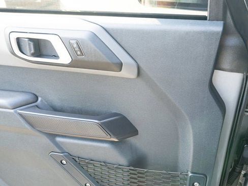 Used 2024 Ford Bronco Black Diamond image 24