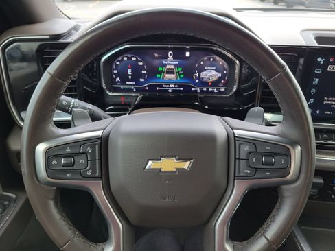 Used 2023 Chevrolet Silverado 1500 LTZ AWD/4WD image 30