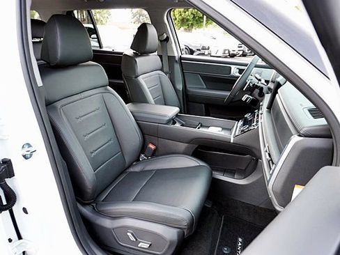 New 2026 Hyundai Santa Fe Limited AWD/4WD image 16