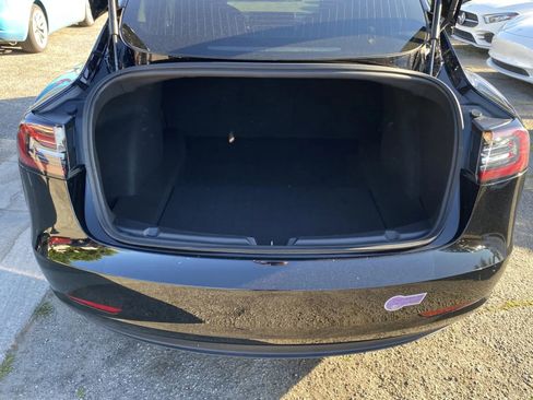 Used 2018 Tesla Model 3 Long Range image 8