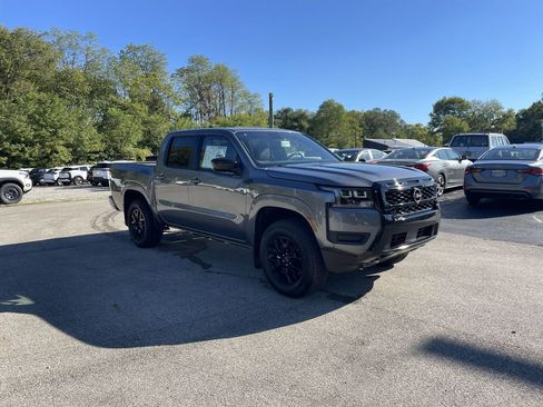 New 2026 Nissan Frontier SV w/ Tow Package image 2