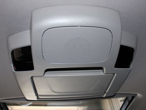 Used 2021 Honda Pilot Touring image 18