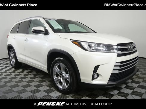 Used 2019 Toyota Highlander Limited FWD image 1