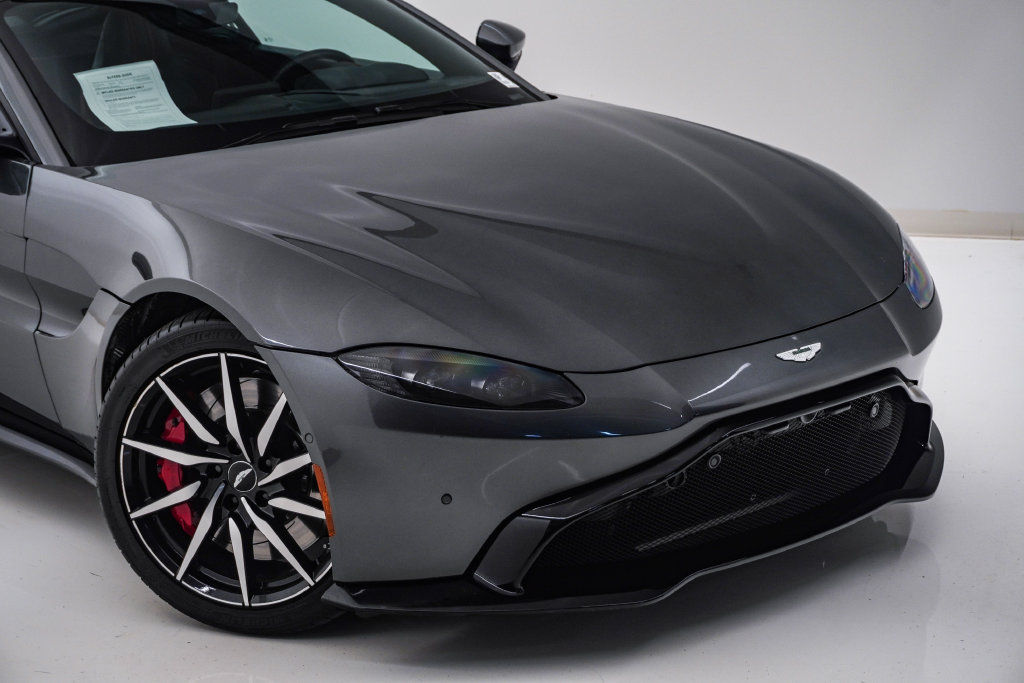 Used 2019 Aston Martin V8 Vantage Coupe RWD image 4