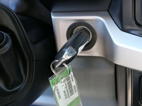 Used 2024 Ford F250 XLT image 16