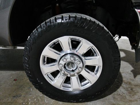 Used 2014 Ford F350 Lariat w/ Lariat Ultimate Package image 17