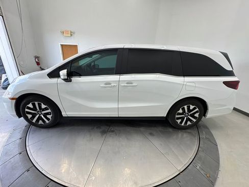 Used 2025 Honda Odyssey EX-L image 15
