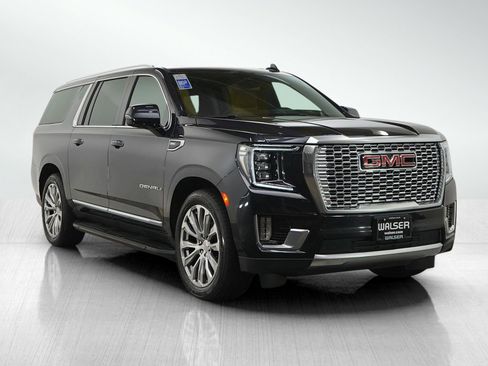Used 2023 GMC Yukon XL Denali w/ Max Trailering Package AWD/4WD image 7