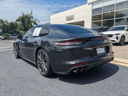 Used 2022 Porsche Panamera RWD image 4