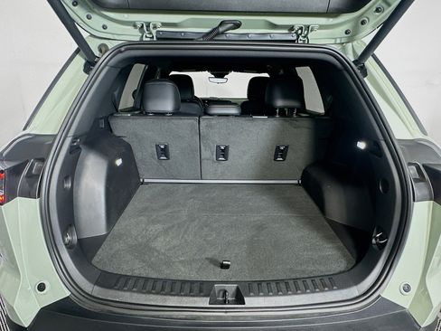 Used 2025 Chevrolet Equinox ACTIV w/ Safety and Technology Package FWD image 30