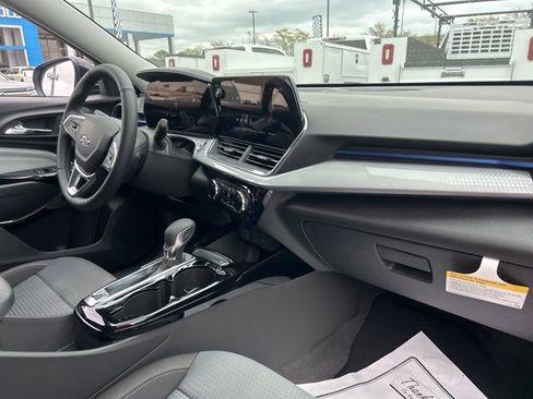 New 2026 Chevrolet Trax LT image 30