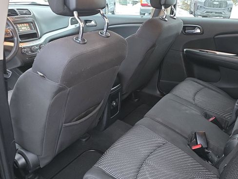 Used 2015 Dodge Journey American Value Package w/ Flexible Seating Group FWD image 30