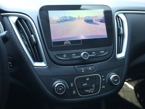 Used 2024 Chevrolet Malibu RS image 17