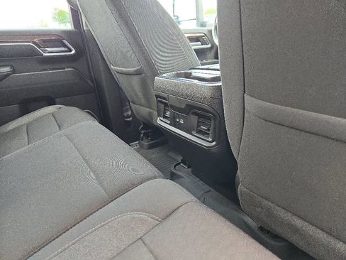Used 2024 Chevrolet Silverado 2500 LT AWD/4WD image 97
