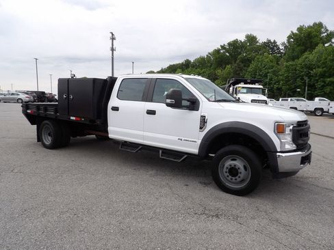 Used 2022 Ford F550 4x4 Crew Cab Super Duty w/ Power Equipment Group image 10