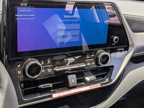 New 2026 Toyota Highlander Limited AWD/4WD image 12