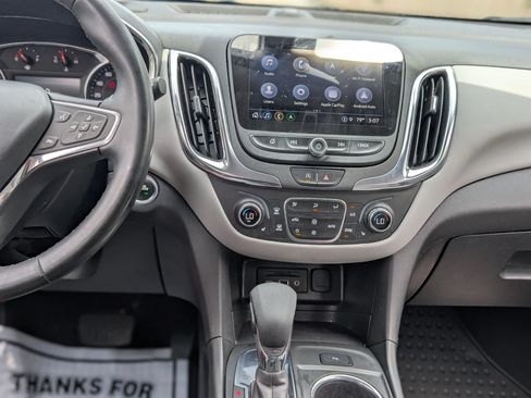 Used 2023 Chevrolet Equinox LT FWD image 28