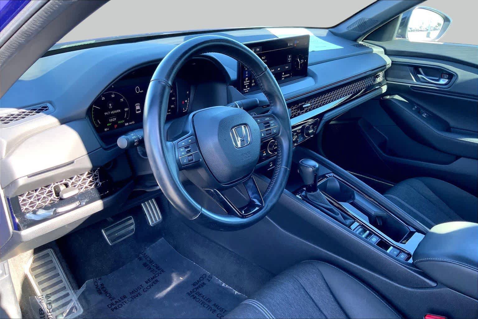 Used 2024 Honda Accord Sport image 17