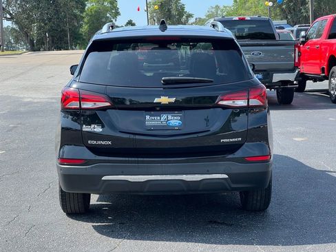 Used 2024 Chevrolet Equinox Premier FWD image 4