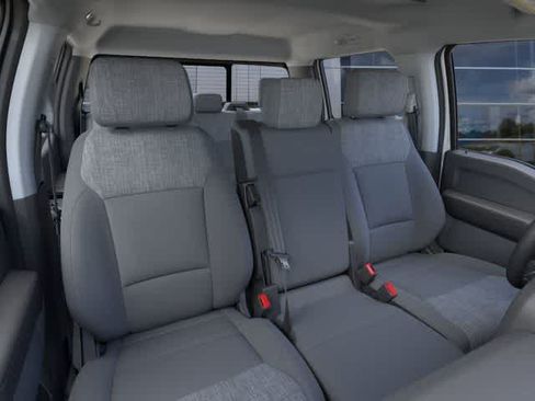 New 2026 Ford F250 XLT w/ FX4 Off-Road Package AWD/4WD image 10