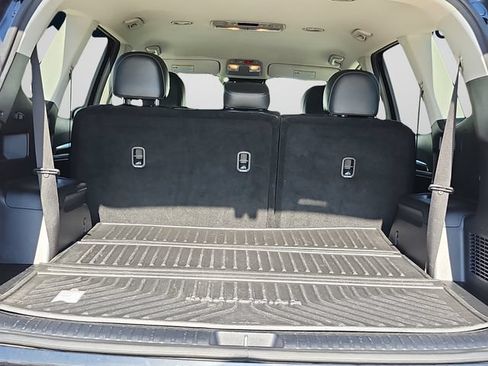 Certified 2024 Kia Telluride LX FWD image 13