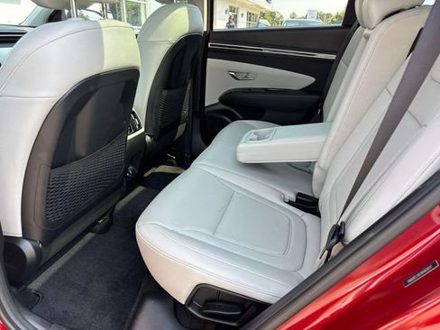 Certified 2024 Hyundai Tucson Limited AWD/4WD image 11