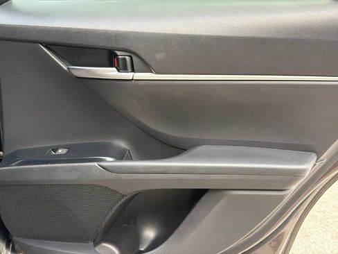 Used 2019 Toyota Camry LE FWD image 24