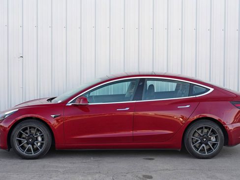 Used 2017 Tesla Model 3 Long Range image 44