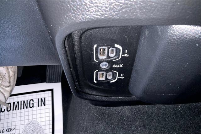Used 2021 RAM 1500 Laramie w/ Off Road Group AWD/4WD image 26