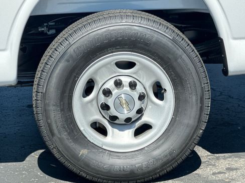 New 2026 Chevrolet Express 2500 w/ Driver Convenience Package RWD image 26