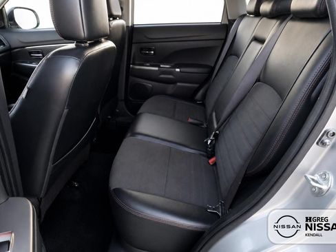 Used 2025 Mitsubishi Outlander Sport AWD image 9