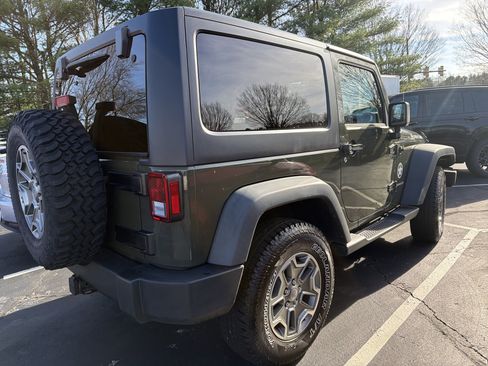 Certified 2015 Jeep Wrangler Rubicon w/ Power Convenience Group image 7